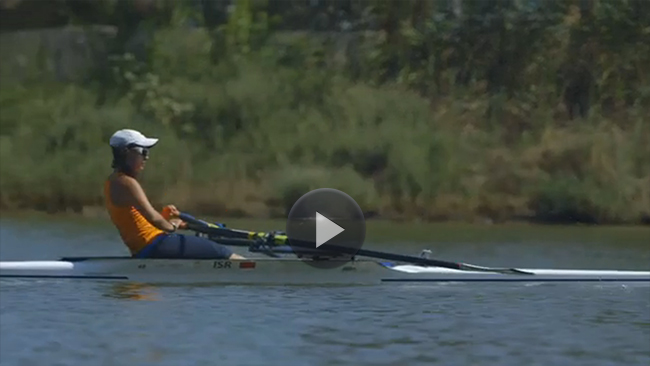 Image of Jasmine rowing