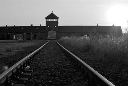 jewish kid grandson of nazi commander at auschwitz