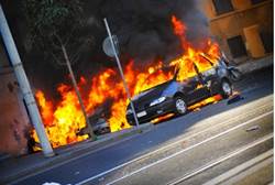 car bomb explodes because terrorist forgot to set clock