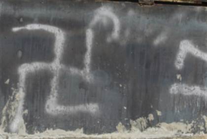 swastika grafitti
