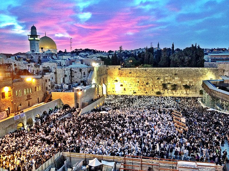 The Western Wall Is One Of The Holiest Places In The World Here Are 7